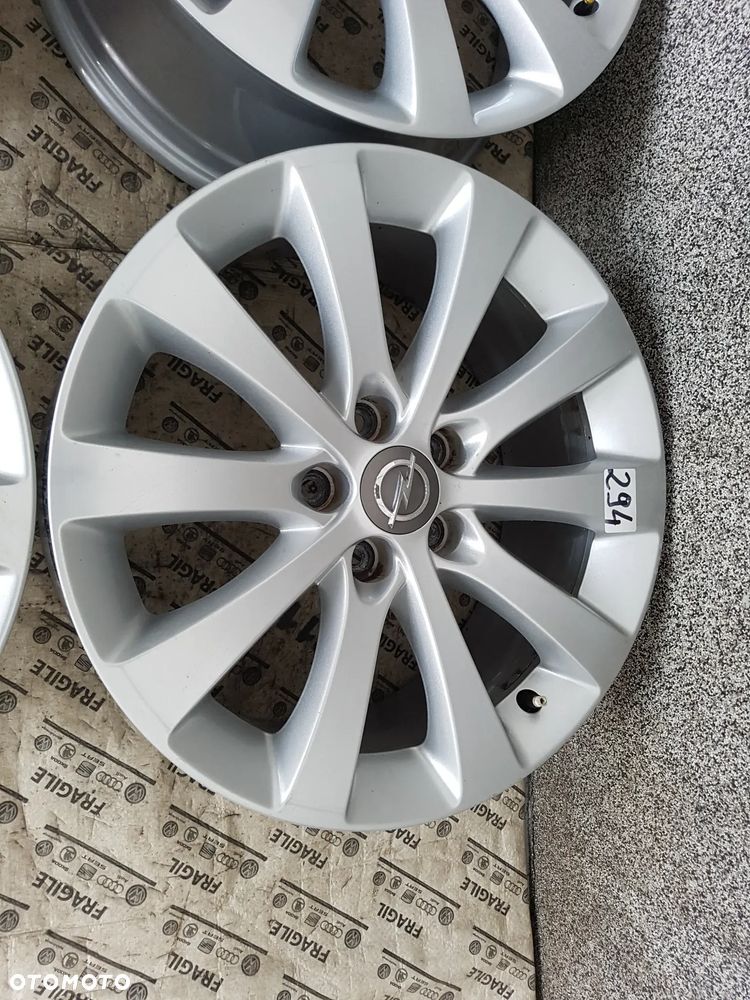 FELGI ALU ORYGINAŁ OPEL ZAFIRA B VECTRA C MERIVA B ASTRA H 5X110  7JX17 ET35 - 9
