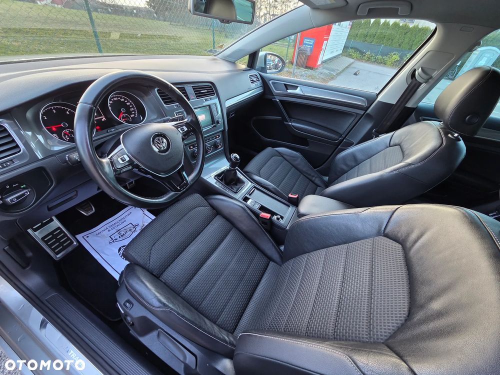 Volkswagen Golf Variant 2.0 TDI BMT 4Mot Highline - 16