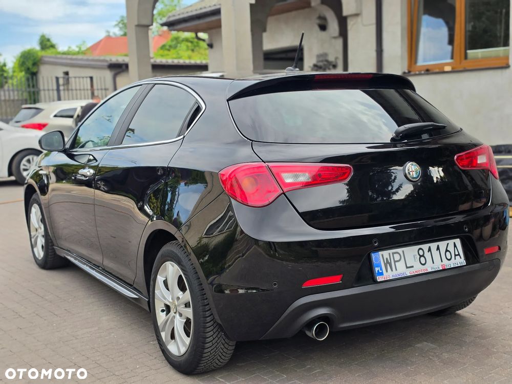 Alfa Romeo Giulietta - 1