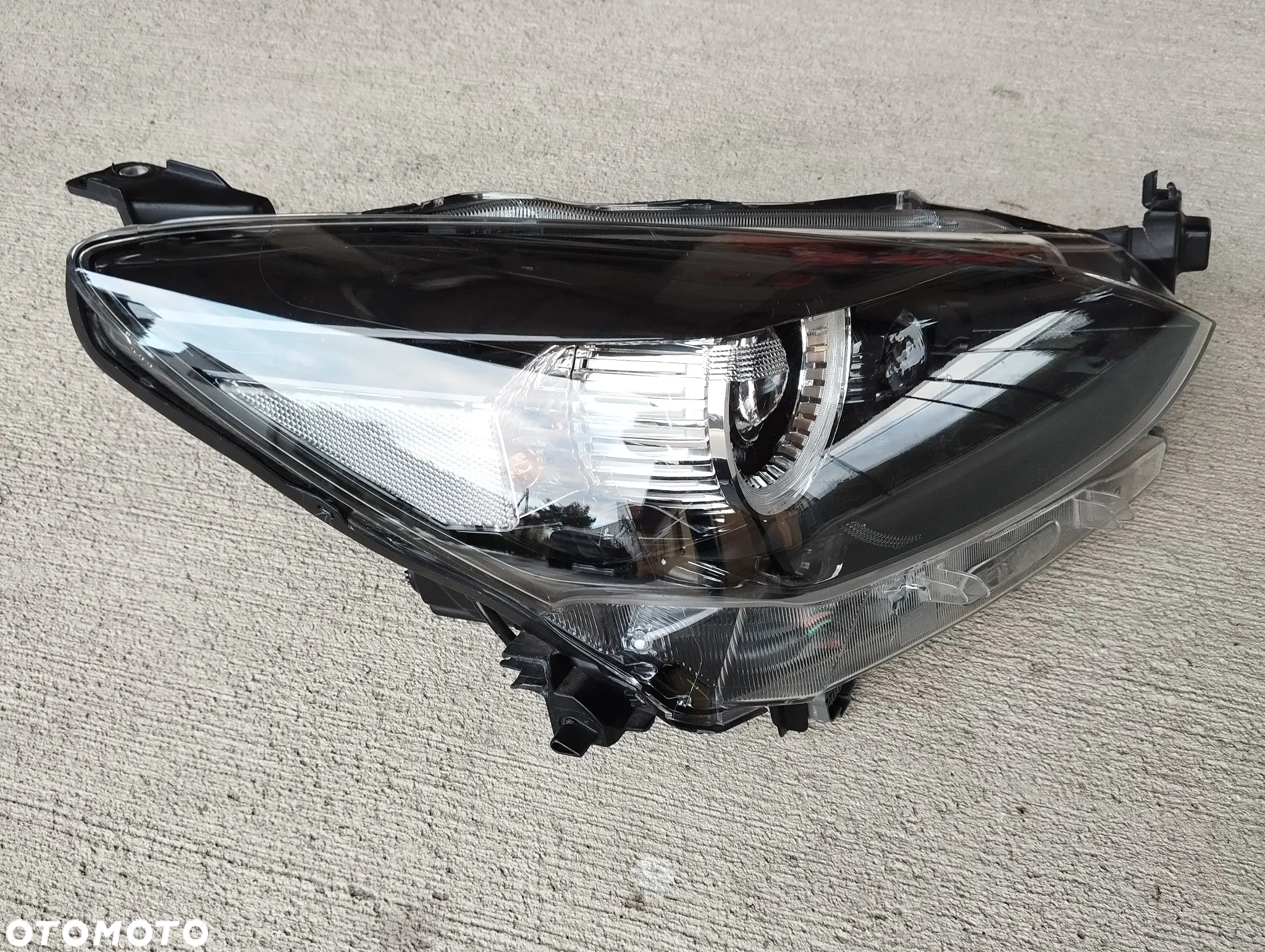 Maska  Mazda 3 BP 2019- części Mazda 2 DL 2015-2022 - 15