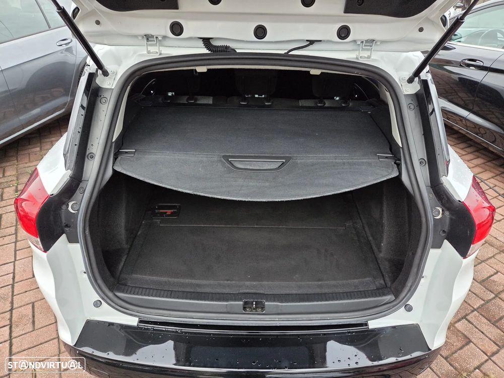 Renault Clio Sport Tourer Energy dCi 90 Business - 21