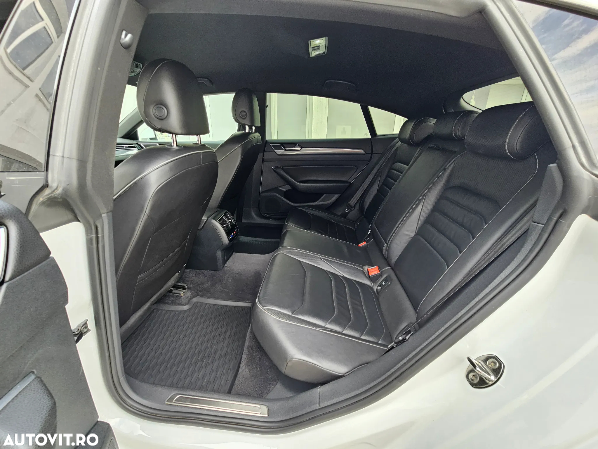 Volkswagen ARTEON 2.0 TDI DSG R-Line - 16