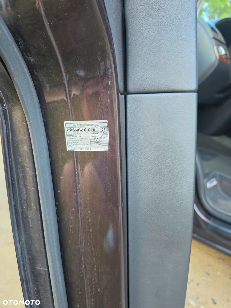 Volkswagen Multivan - 19