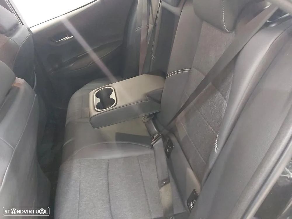 Toyota Corolla 1.2T Comfort+P.Sport - 8