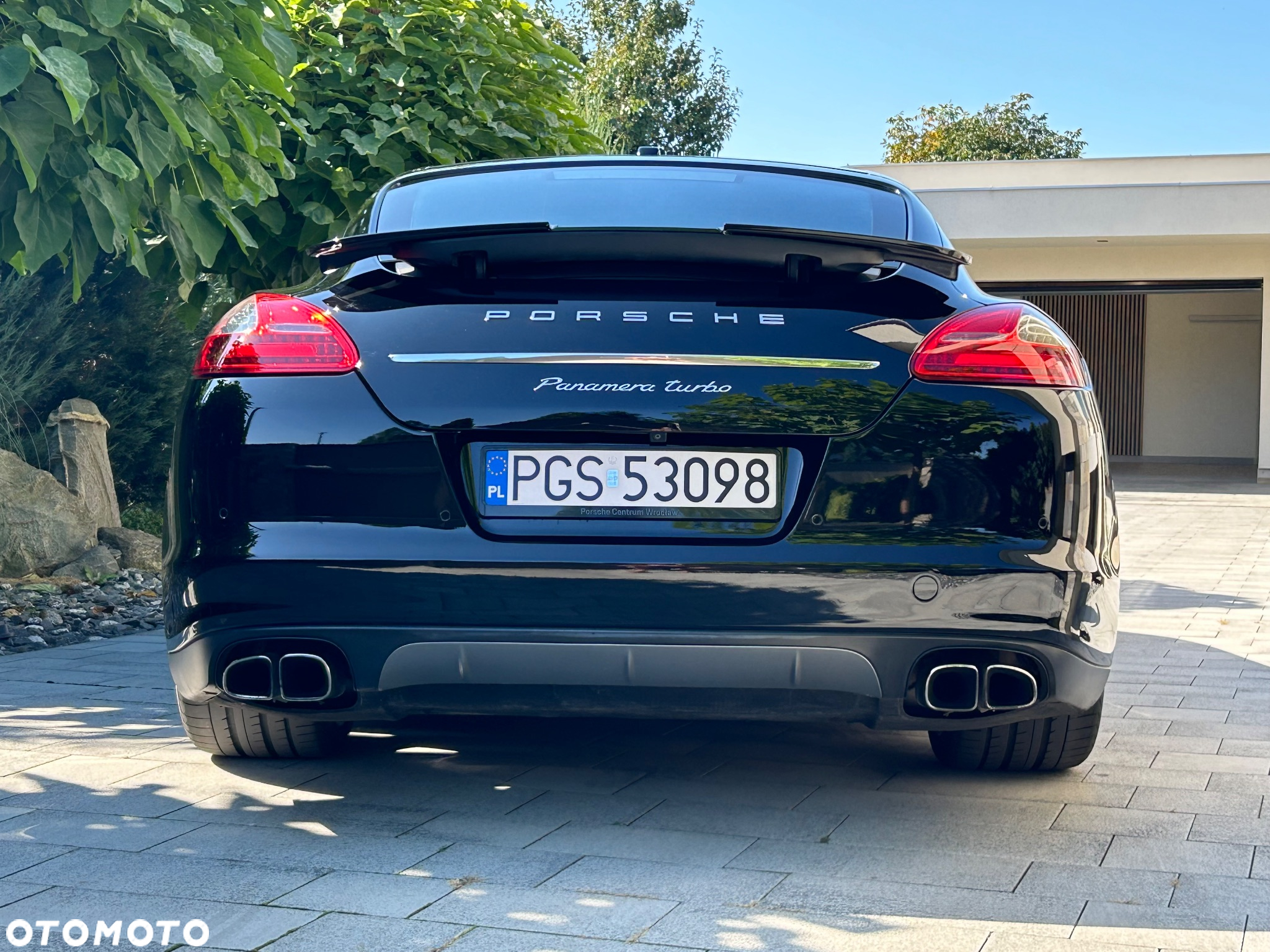 Porsche Panamera Turbo PDK - 8