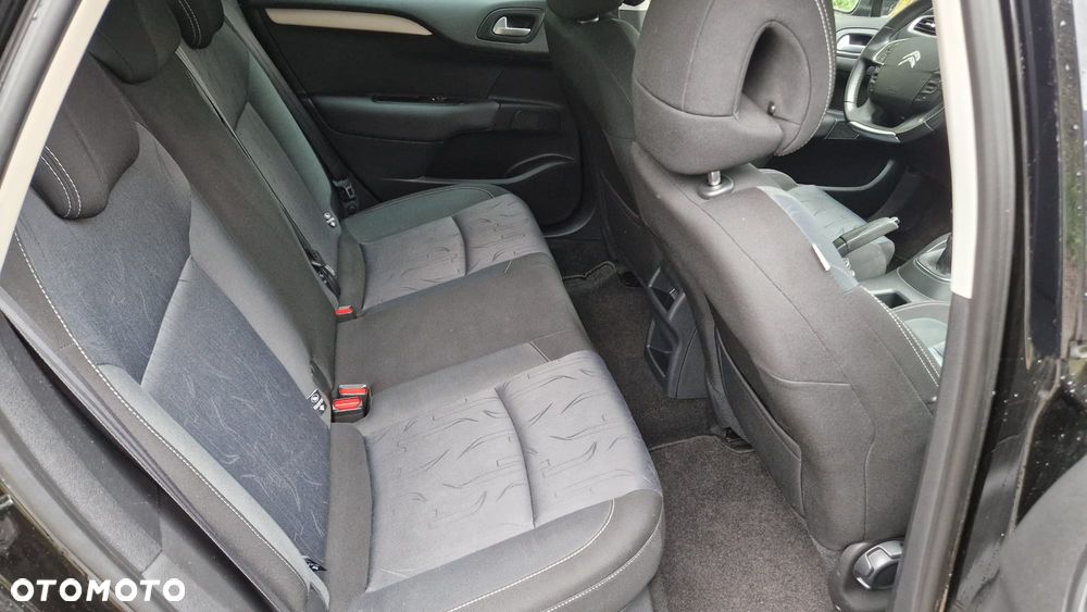 Citroën C4 VTi 120 Exclusive - 12