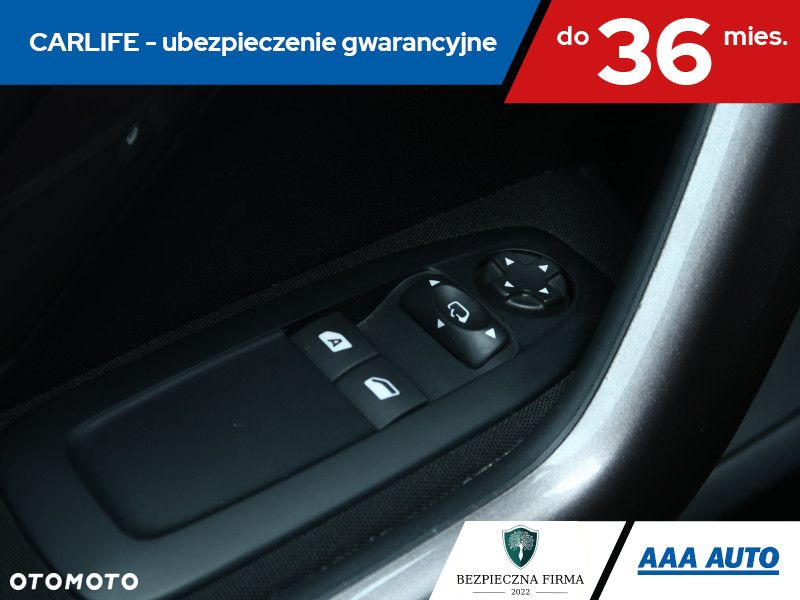 Peugeot 2008 - 18