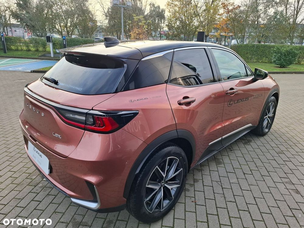 Lexus LBX 1.5 Hybrid Cool - 5