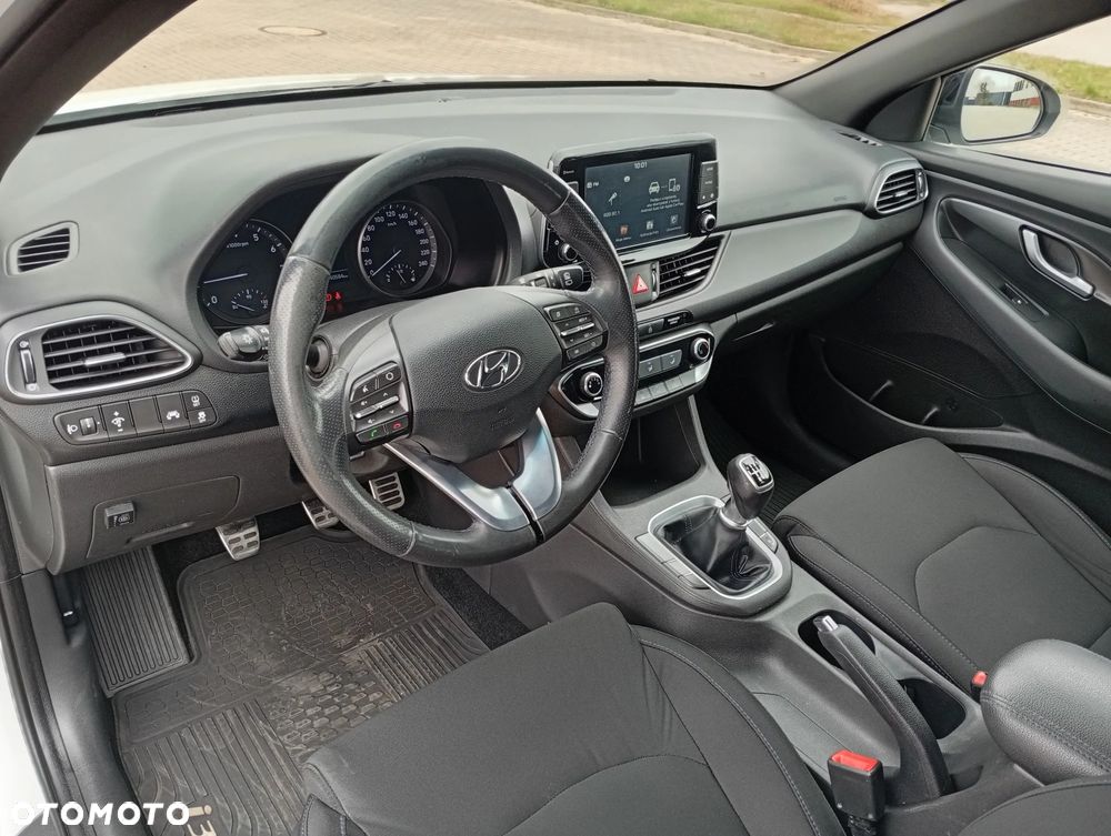 Hyundai i30 1.4 GO - 15