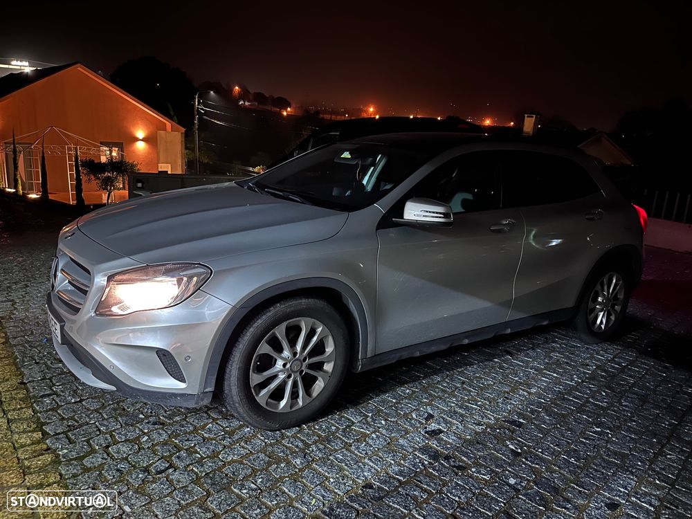 Mercedes-Benz GLA 220 - 3