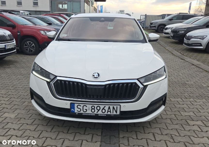 Skoda Octavia 1.5 TSI ACT Ambition - 4