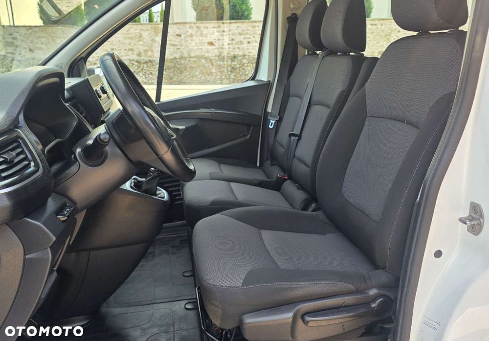 Renault Trafic - 10
