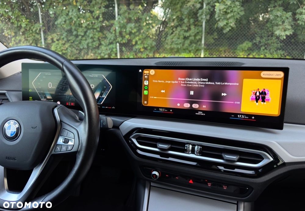BMW Seria 3 318d Touring Sport Line - 36