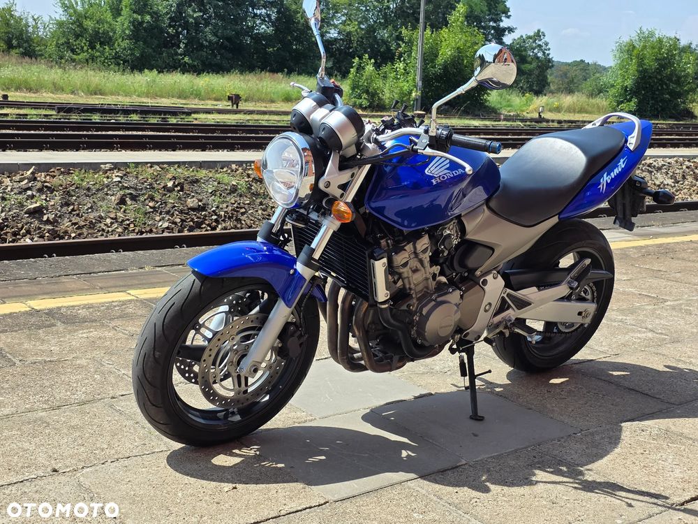 Honda CB - 16