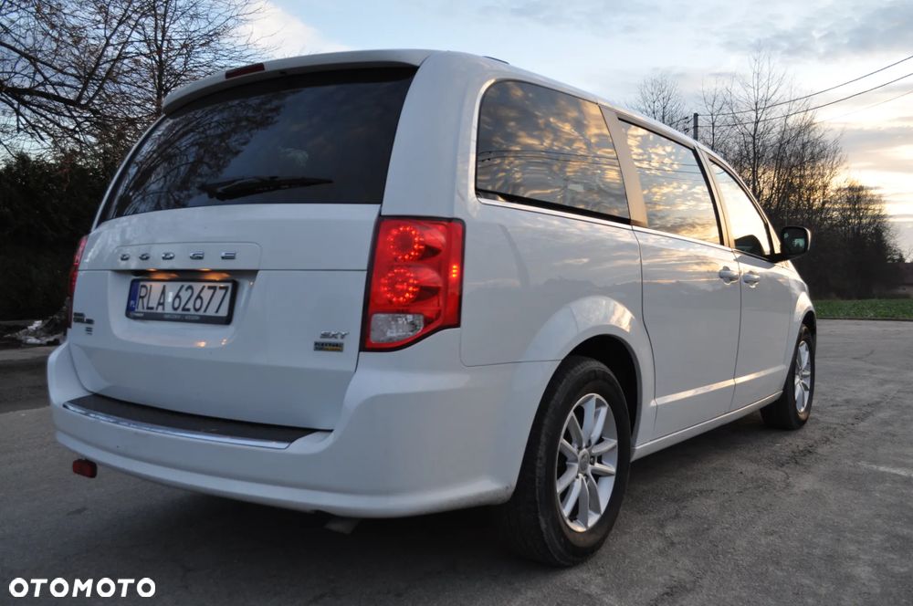 Dodge Grand Caravan 3.6 Express - 5