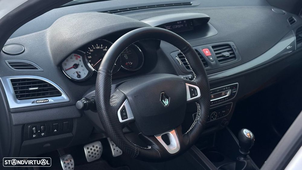 Renault Mégane Sport Tourer 1.5 dCi GT Line - 17