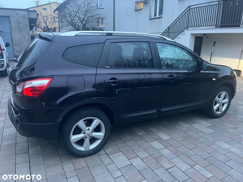 Nissan Qashqai+2 2.0 4x4 Tekna Premium CVT - 1