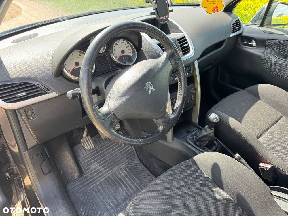 Peugeot 207 1.6 HDi - 14