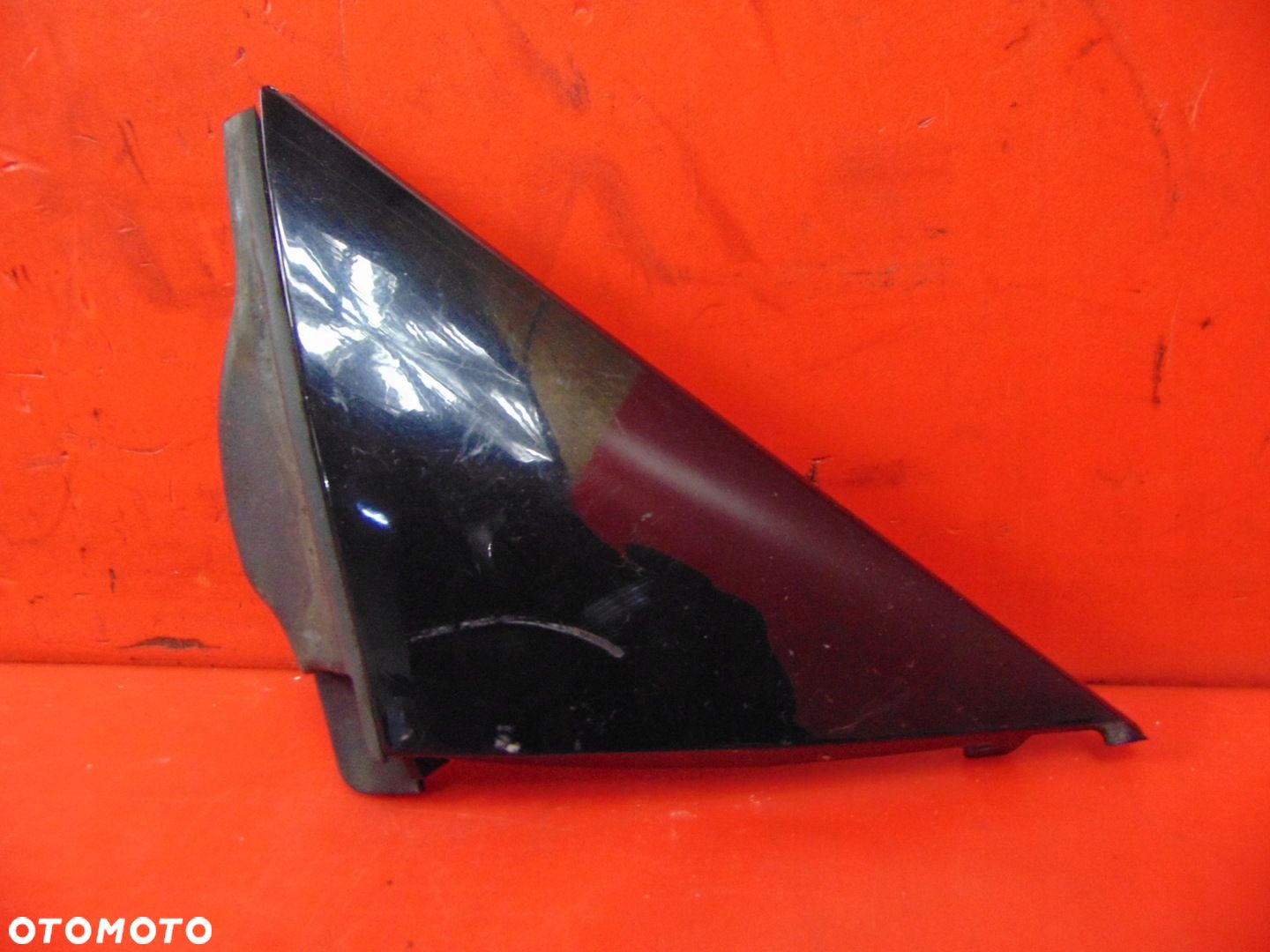 SUZUKI SWIFT III MK6 OSŁONA TRÓJKĄT BŁOTNIKA PRAWY - 1