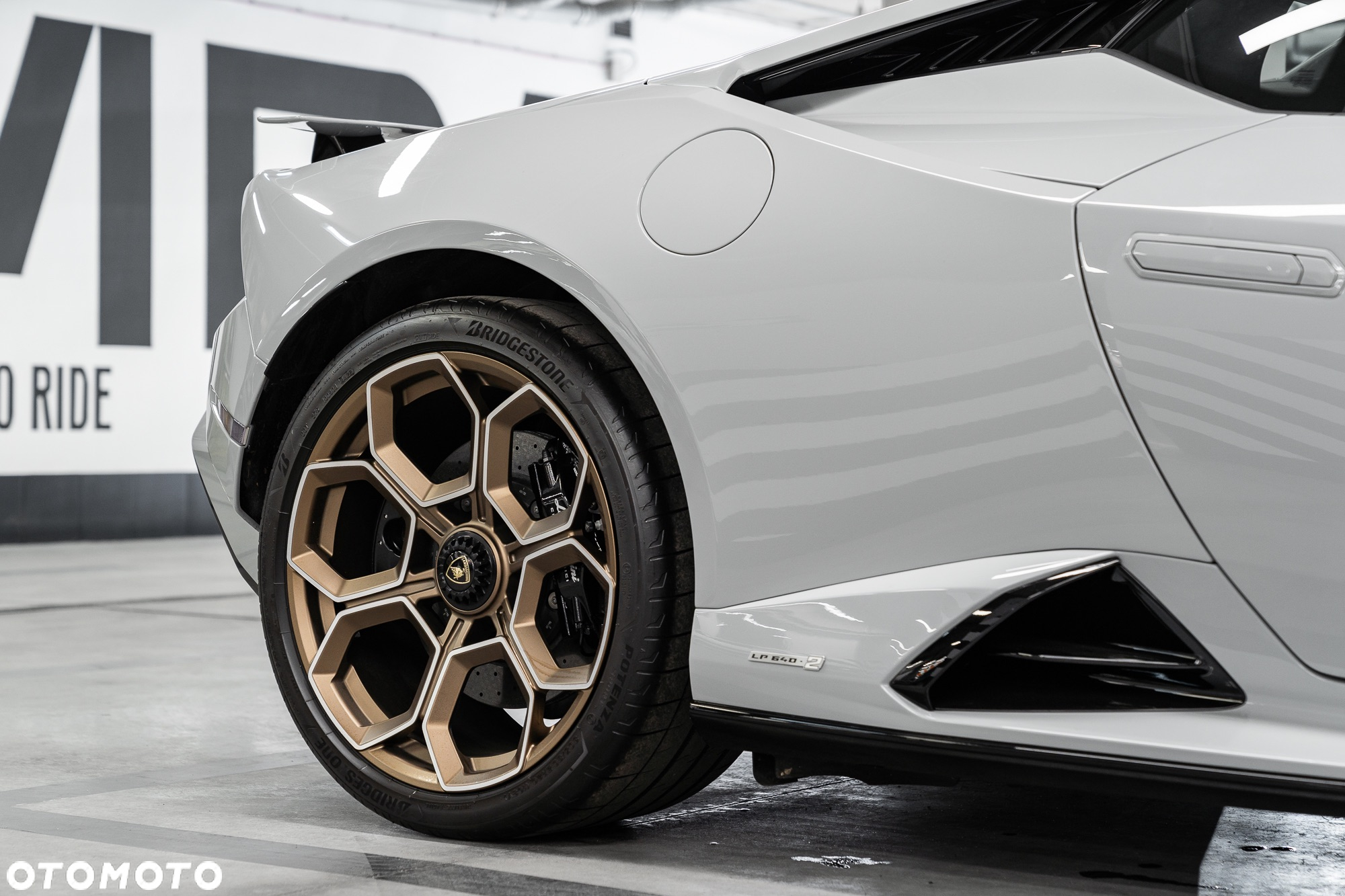 Lamborghini Huracan - 11