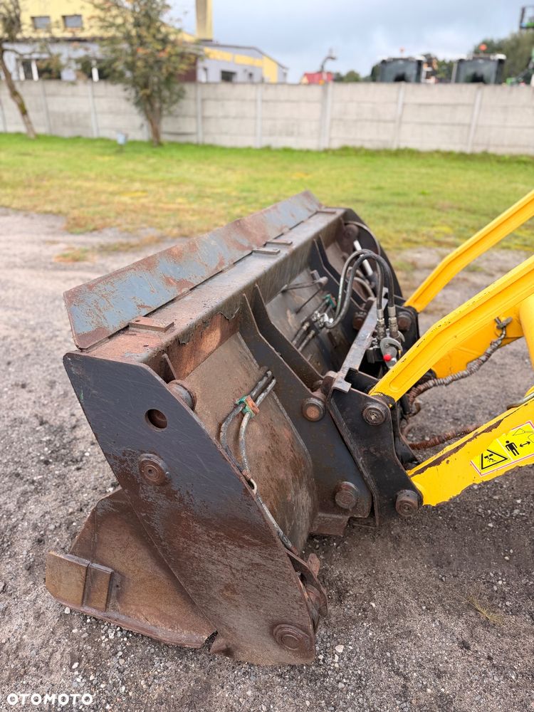 Komatsu WB97S - 10
