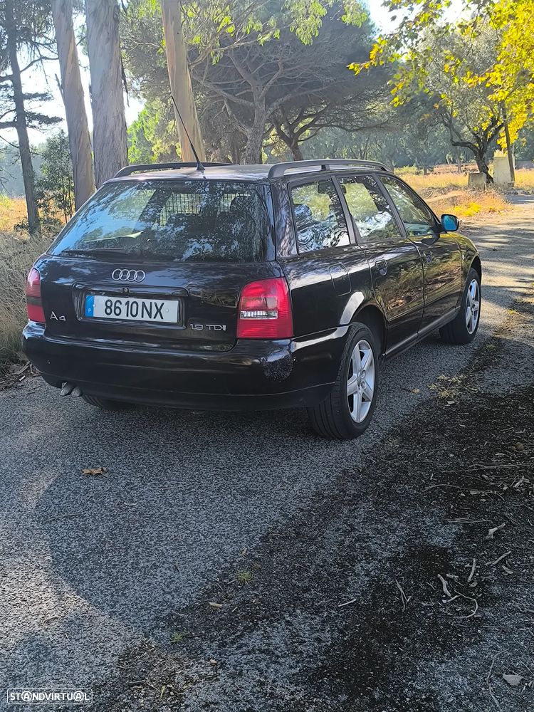 Audi A4 Avant 1.9 TDI Attraction - 10