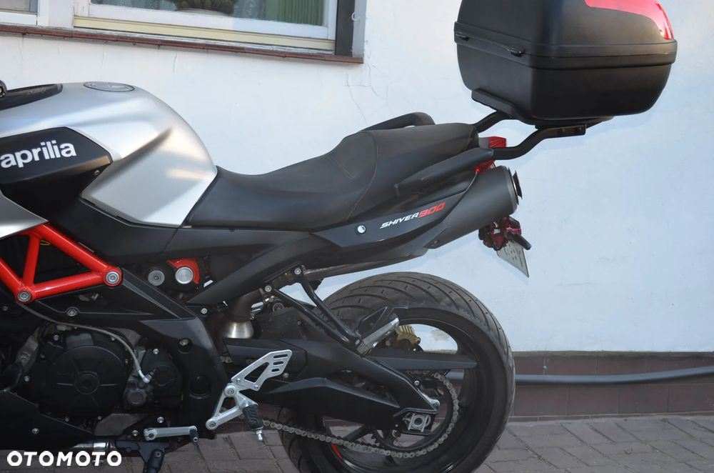 Aprilia Shiver - 4