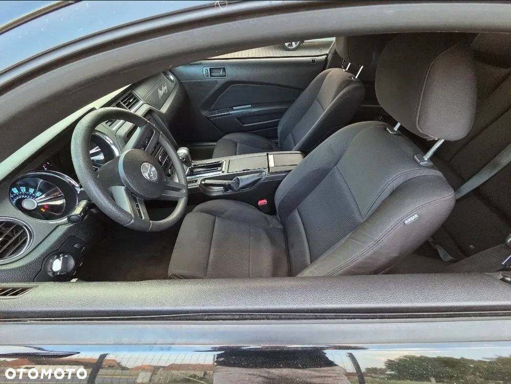Ford Mustang 5.0 V8 GT - 8
