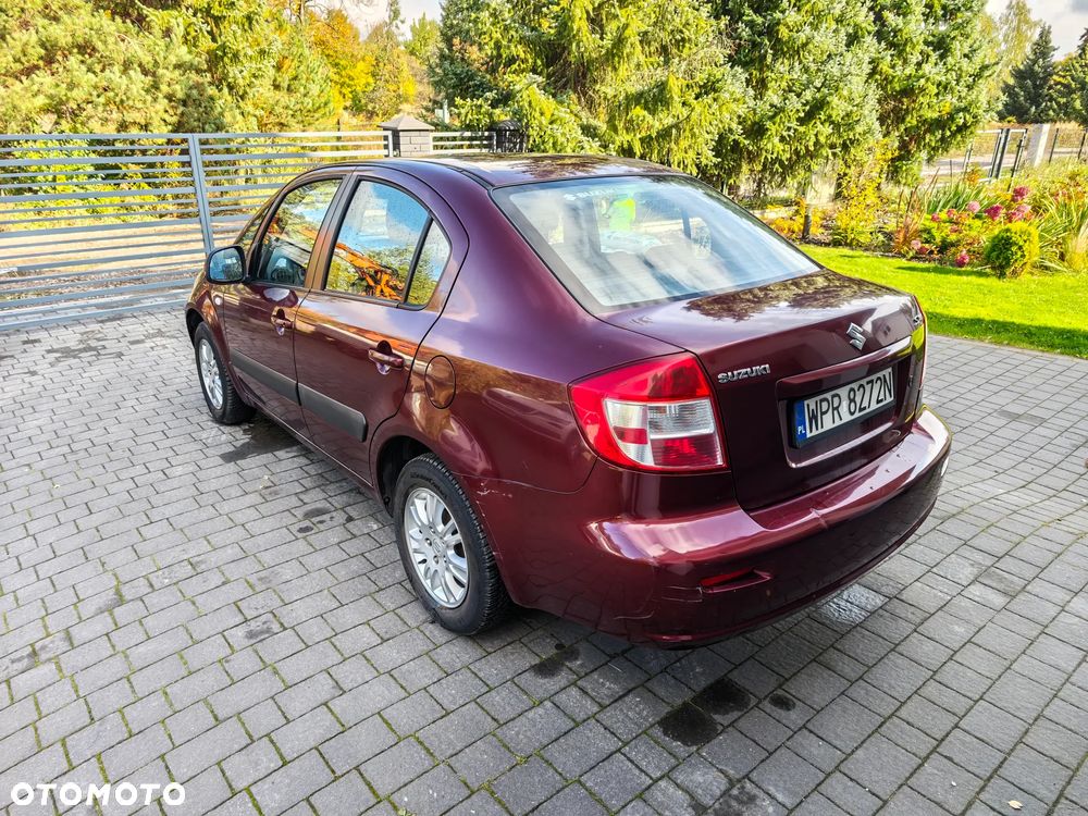 Suzuki SX4 1.6 GLX / Comfort - 4