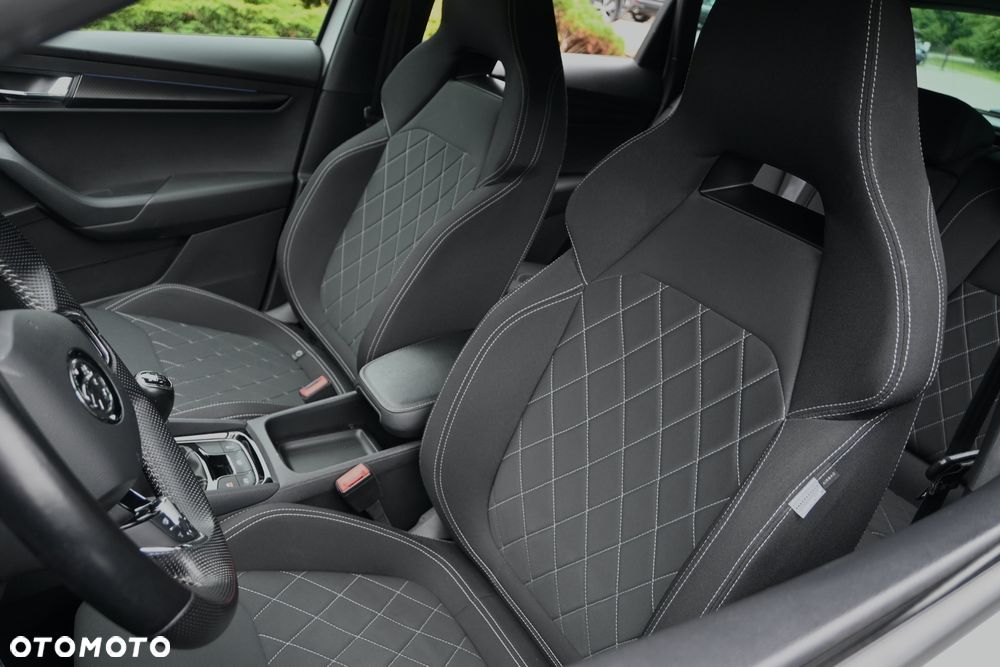 Skoda Karoq 2.0 TDI SCR Sportline - 26