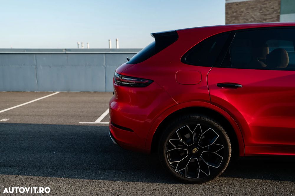 Porsche Cayenne Tiptronic S - 4