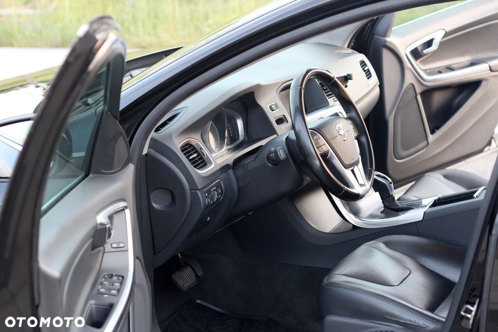 Volvo V60 T5 Geartronic - 10