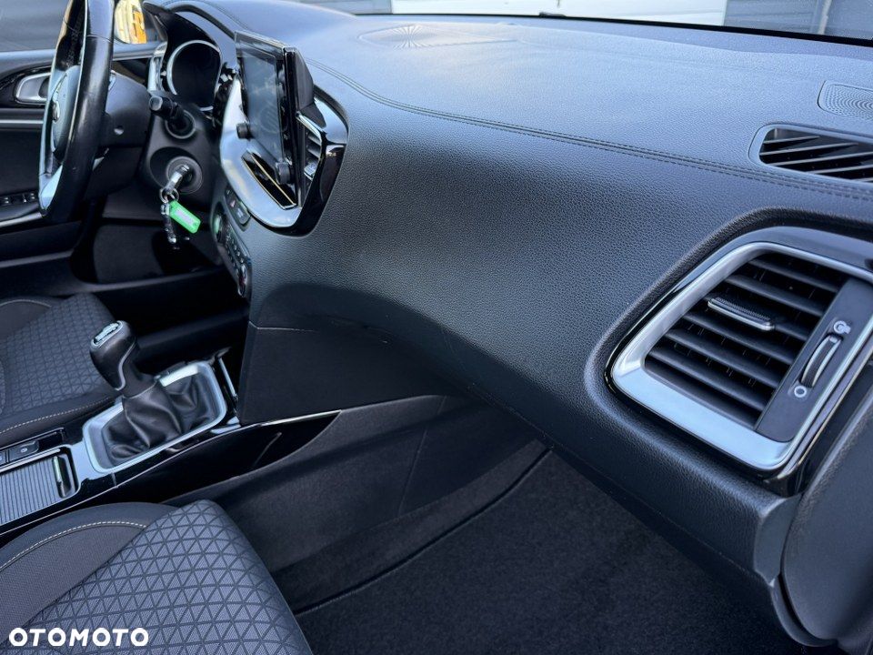 Kia Ceed 1.5 T-GDI L Business Line Plus - 31