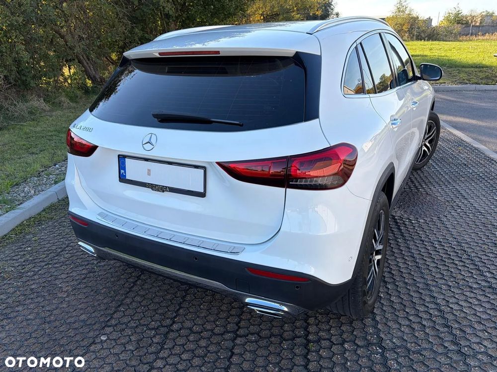 Mercedes-Benz GLA 200 4-Matic Progressive - 7