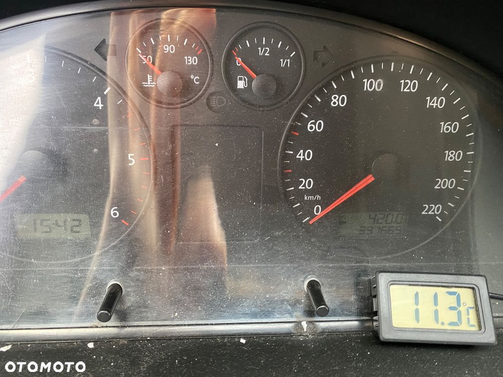 Volkswagen Transporter T5 TDI L1H1 - 7