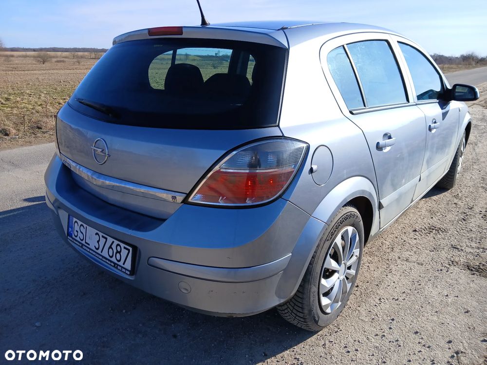 Opel Astra 1.4 Essentia - 14