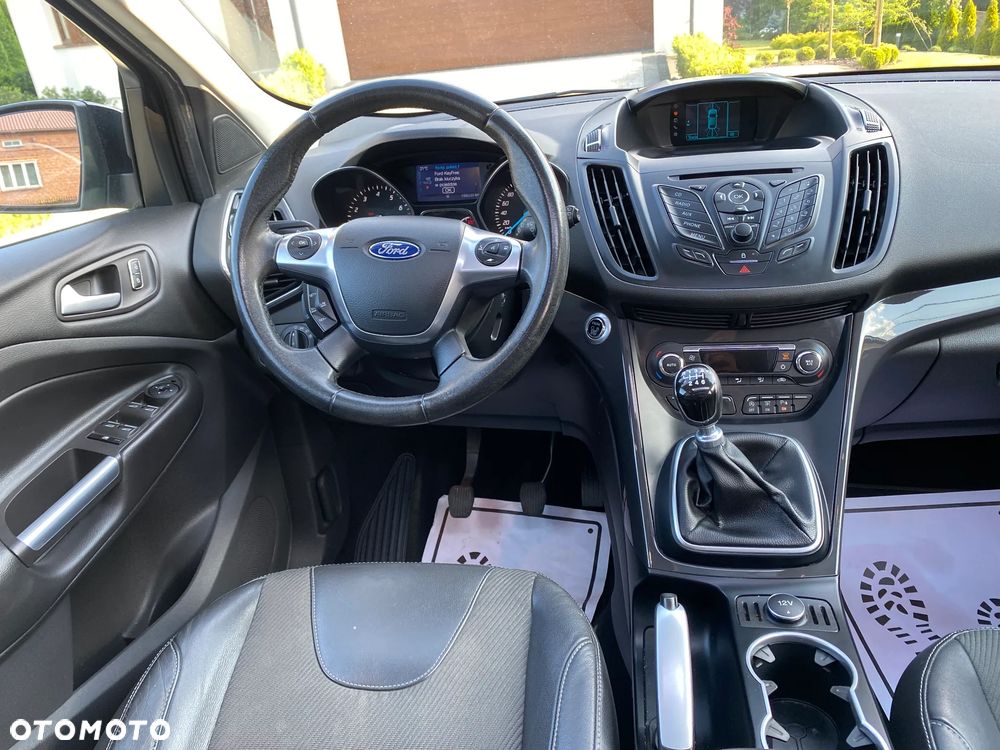 Ford Kuga 1.5 EcoBoost 2x4 Titanium - 7