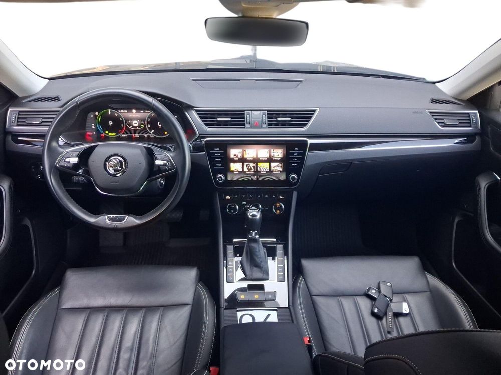 Skoda Superb 1.4 TSI Plug-In Hybrid L&K DSG - 17
