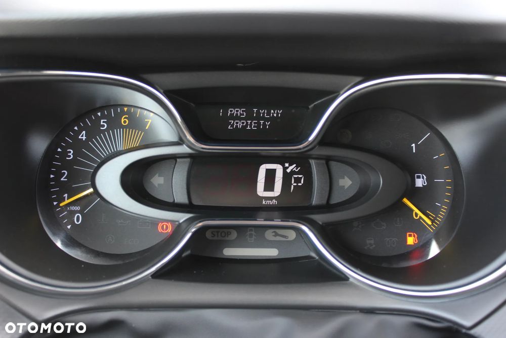 Renault Captur TCe 120 EDC Helly Hansen - 26