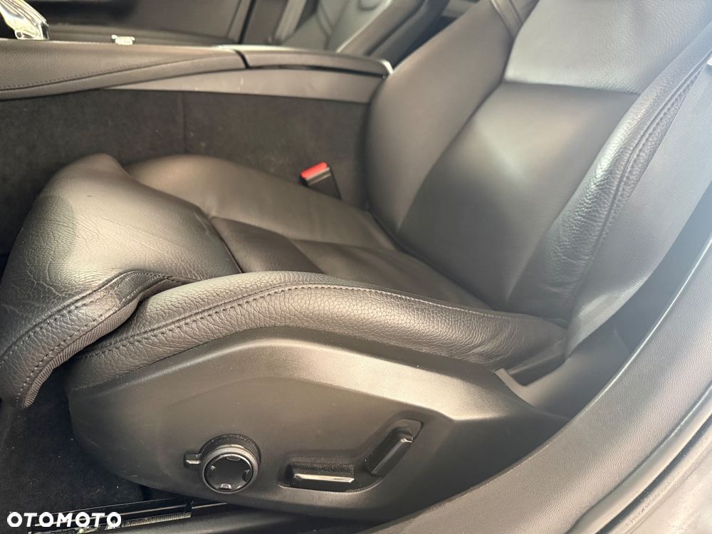 Volvo V90 T8 Recharge AWD Geartronic Inscription - 28