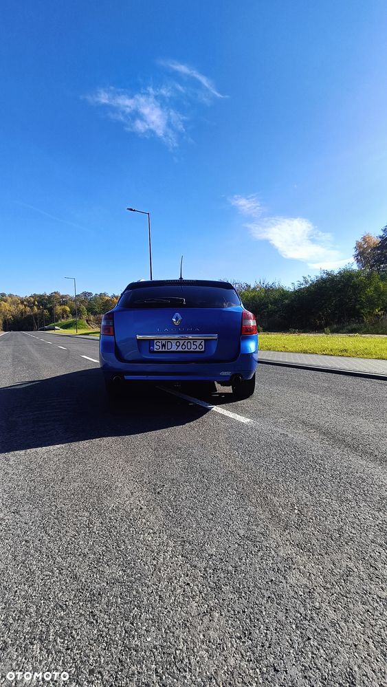 Renault Laguna 2.0 dCi FAP GT - 7