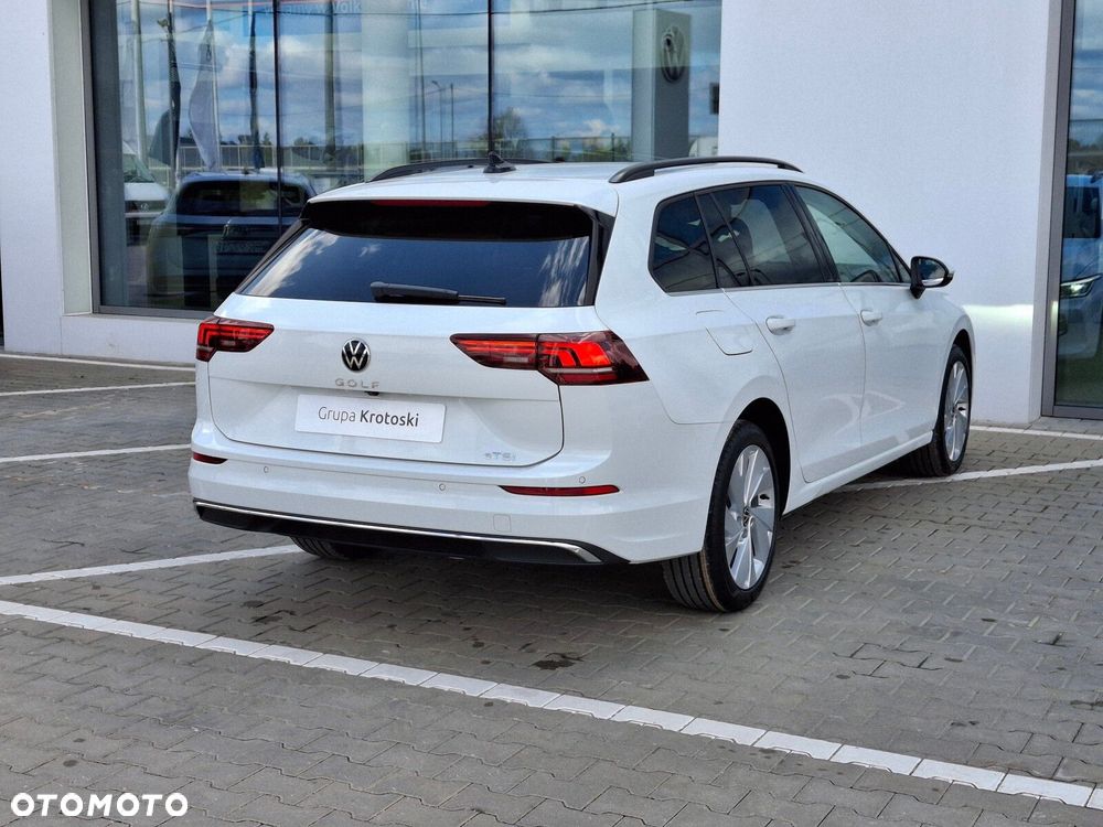 Volkswagen Golf Variant - 8