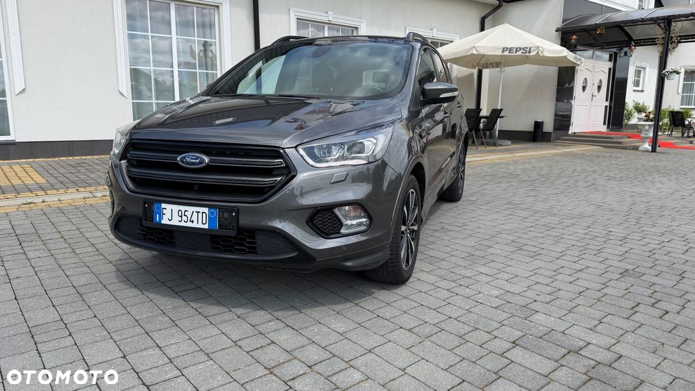 Ford Kuga 2.0 TDCi 2x4 ST-Line - 4