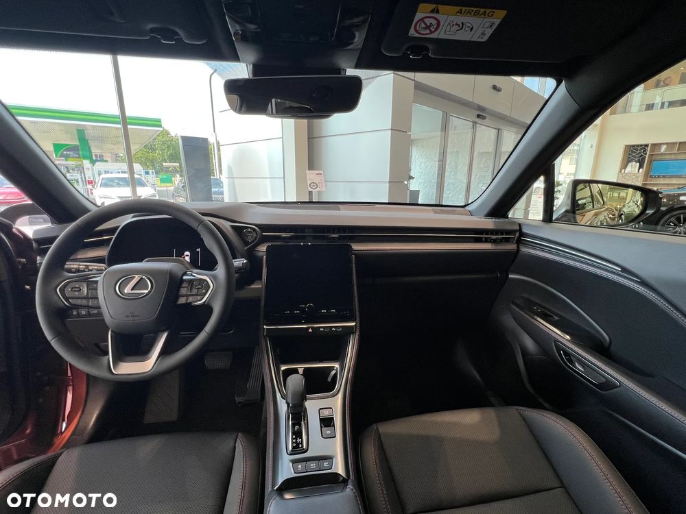 Lexus LBX 1.5 Hybrid Emotion - 6