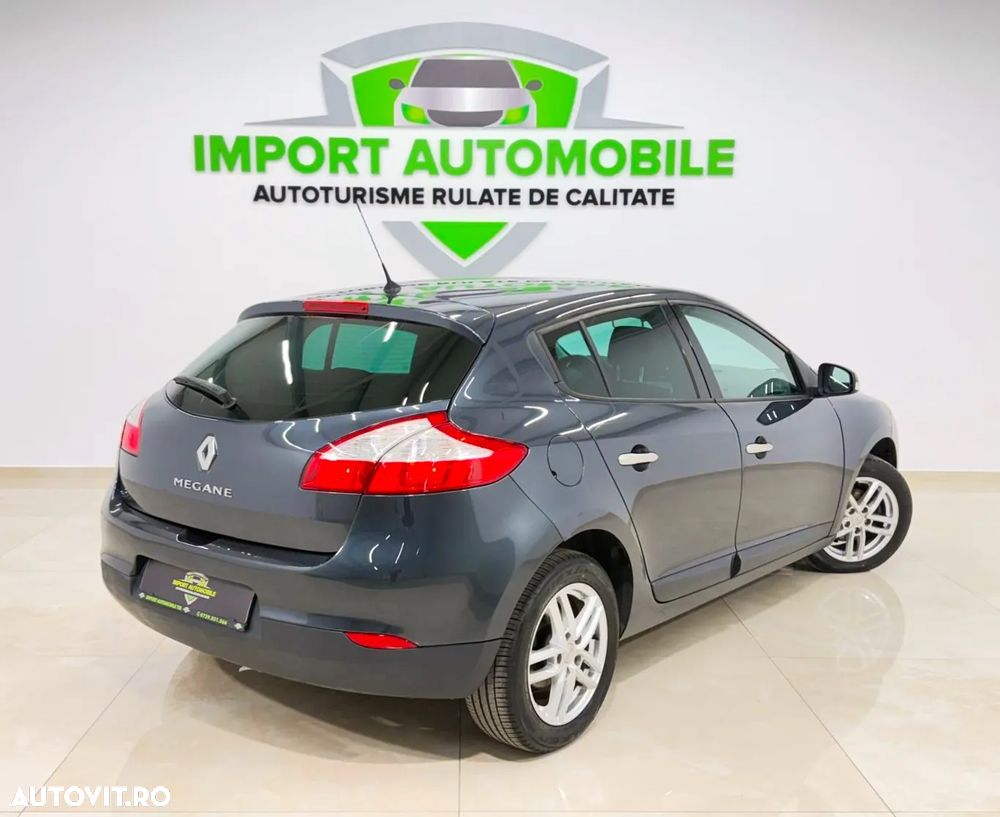 Renault Megane 1.6 16V 110 Dynamique - 12