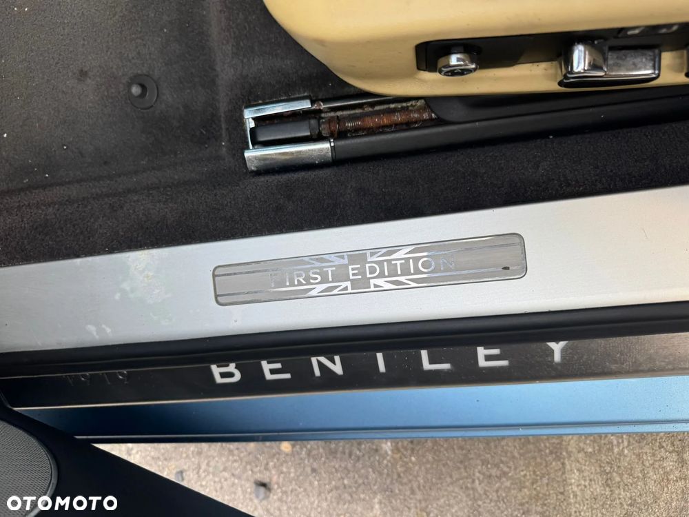 Bentley Continental GT New Convertible V8 - 30