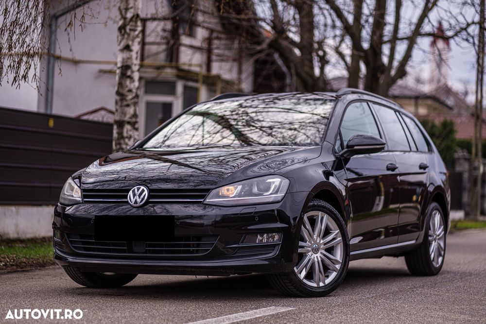 Volkswagen Golf 1.6 TDI BlueMotion Technology DSG Lounge - 1