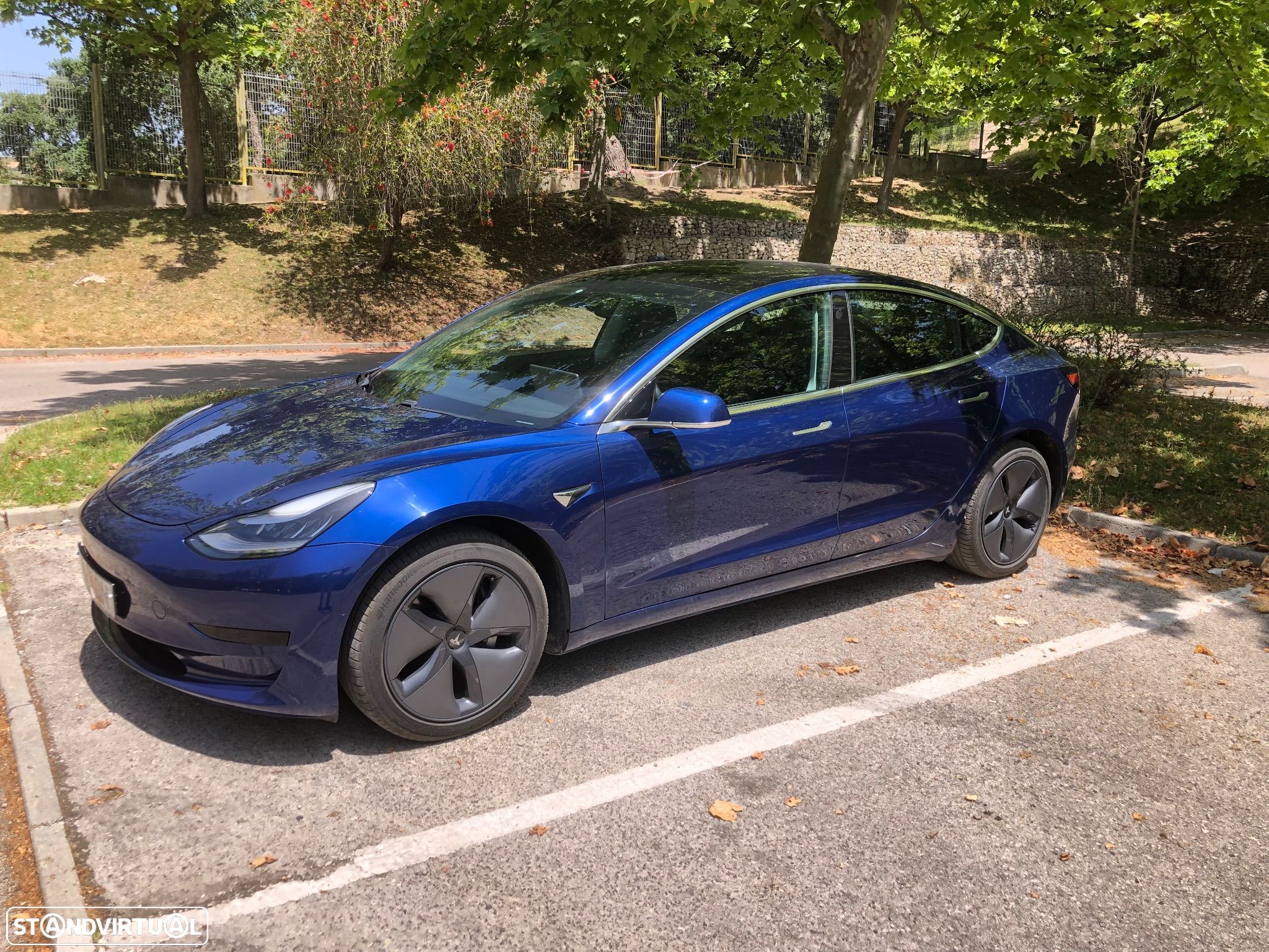 Tesla Model 3 Standard Range Plus RWD - 1