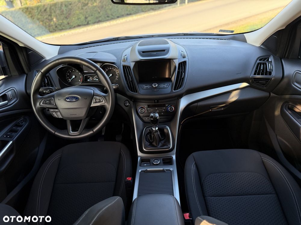 Ford Kuga - 4