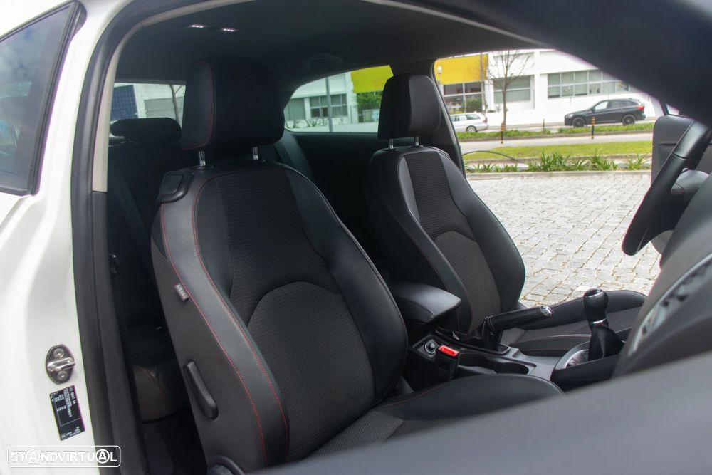 SEAT Leon SC 2.0 TDI DPF S&S FR - 11